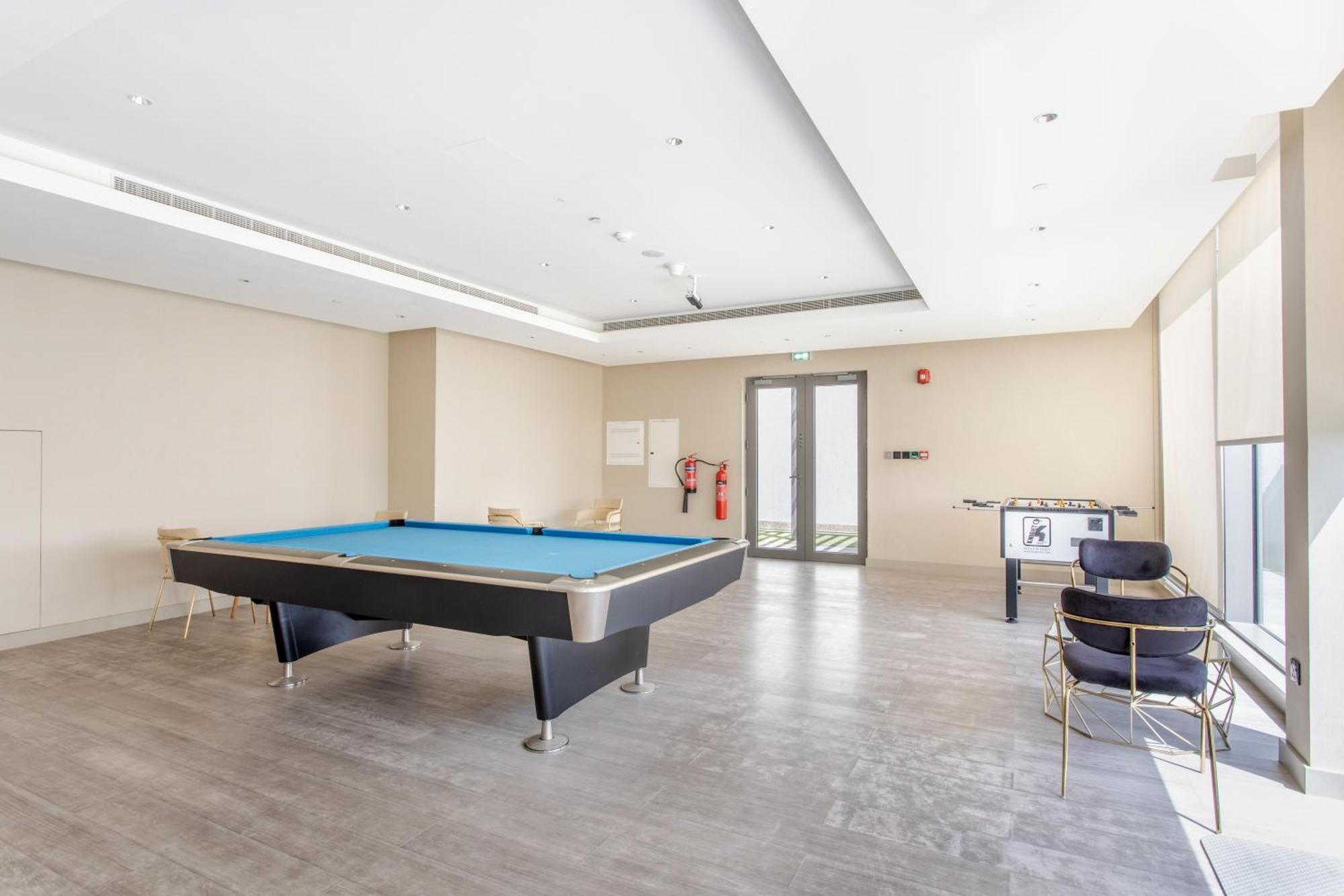 Stay By Latinem Luxury 1Br Plus Study Holiday Home Cv A2712 Near Downtown Dubaj Kültér fotó